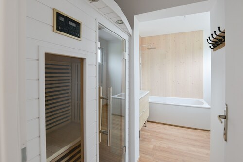 Le D-Day - Sauna - A moins de 2 km de la plage
