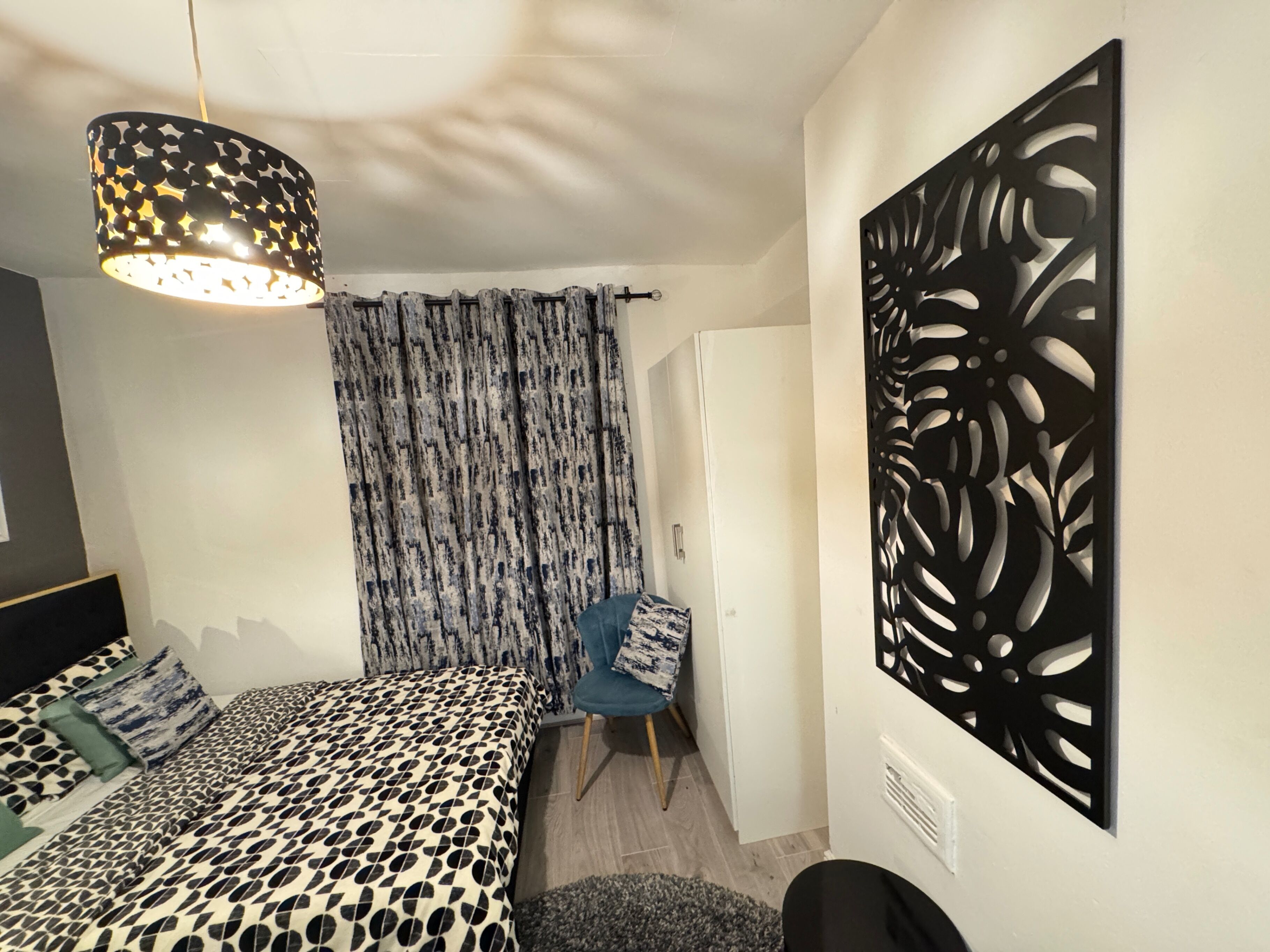 House | 3 bedrooms, iron/ironing board, free WiFi, bed sheets