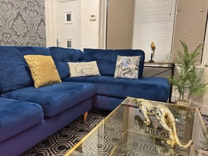 Living area - Sheffield - House - Sleeps 5 - Parking - Garden (Sheffield)