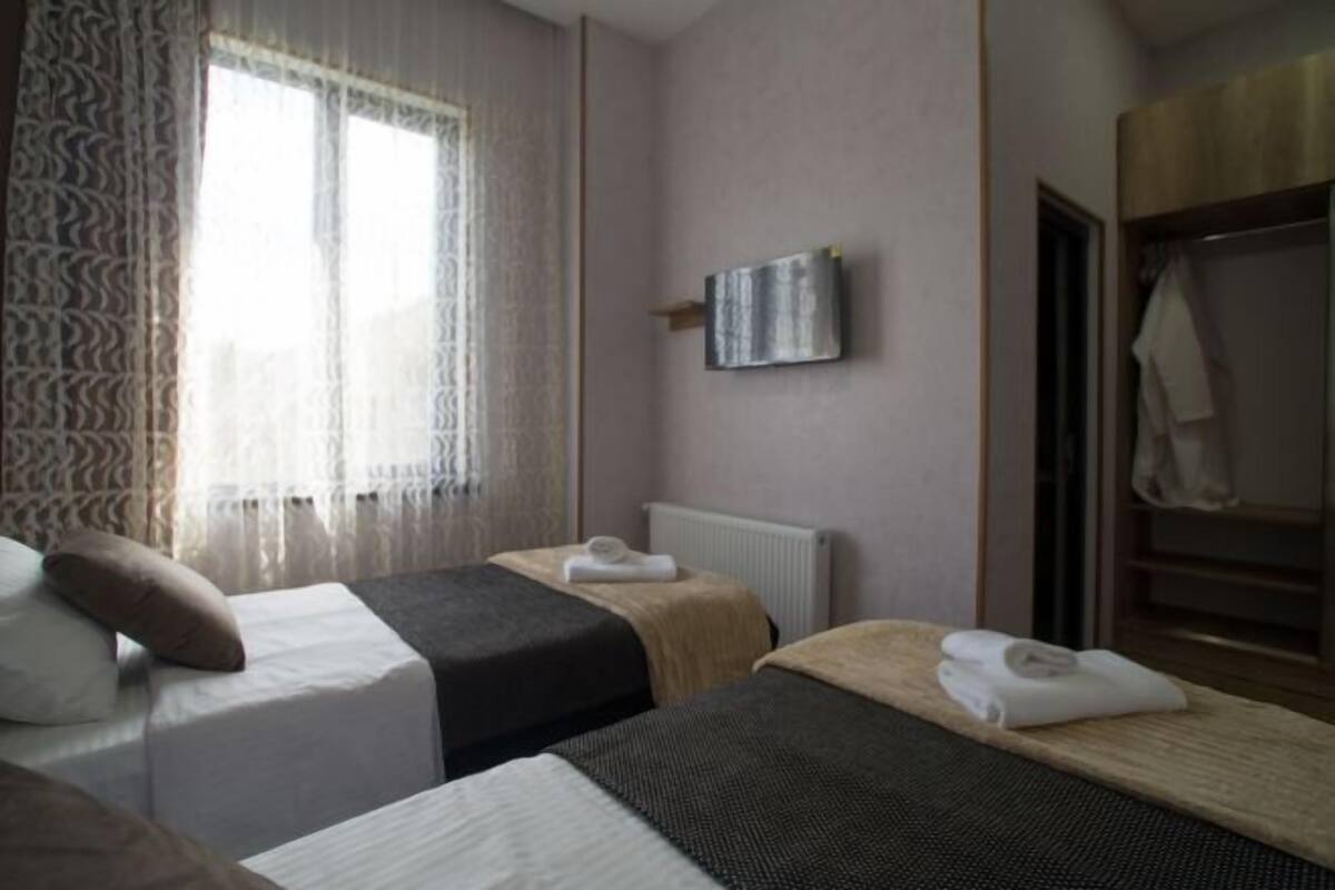 1 Schlafzimmer, schallisolierte Zimmer, Bügeleisen/Bügelbrett
