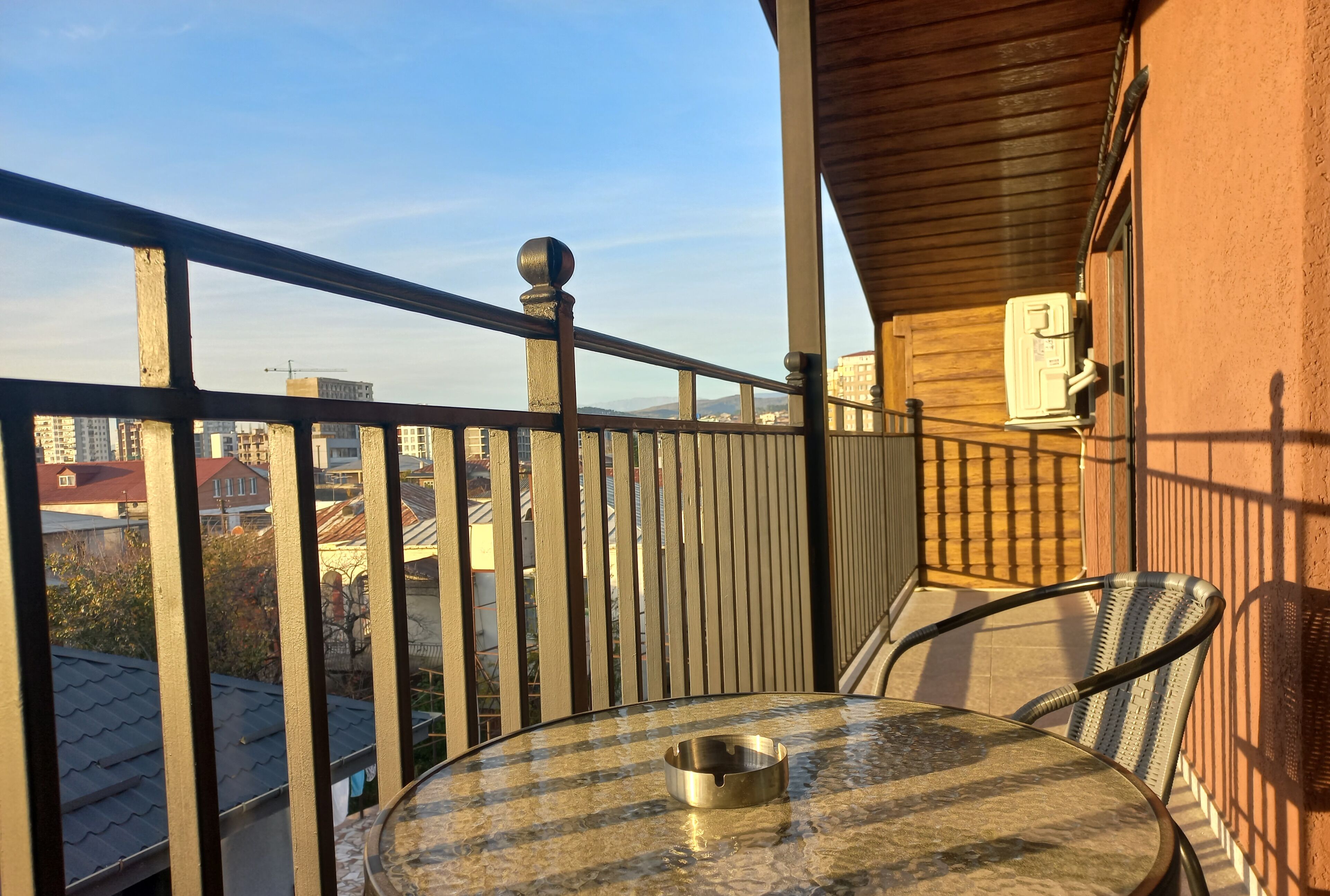 Luxury Room | Soundproofing, iron/ironing board, free WiFi