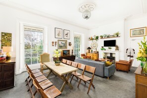 Living area - The Judges Lodgings Boutique Hotel (Gloucester)