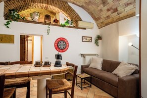 Apartment, 1 Schlafzimmer, barrierefrei, Stadtblick | Lounge