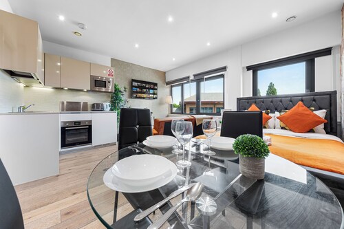 Hayes Haven - Charming 1 Bedroom Apartment