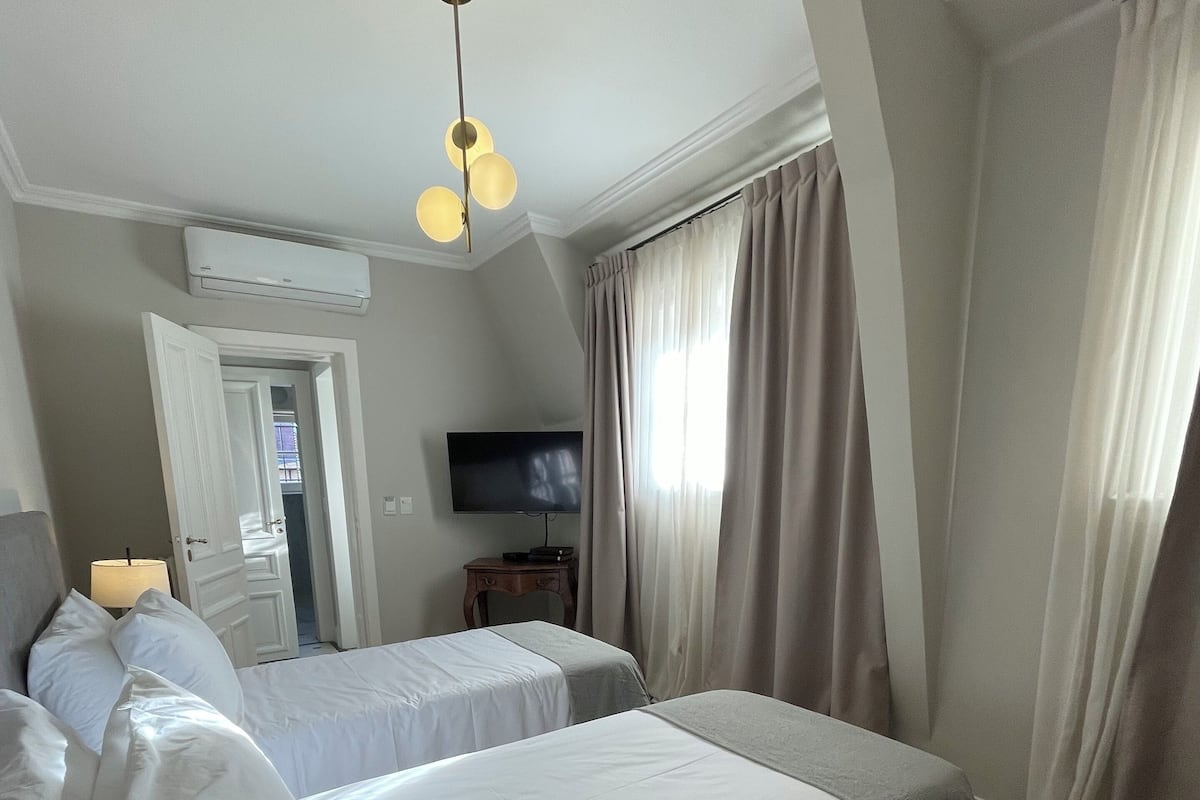 Deluxe Double Room, Garden View