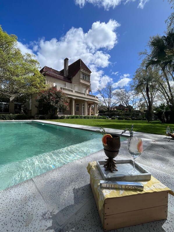 Outdoor pool - Casa Villa Julia (Tigre)
