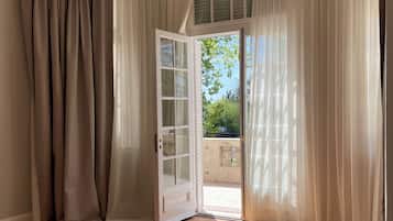 华丽双人房或双床房, 河景 | 客房内保险箱、遮光窗帘、熨斗/熨板、免费 WiFi