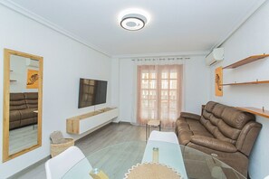 TV - 070 Nature Modern Apartment- Alicante Holiday (La Mata)