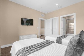 3 chambres, fer et planche à repasser, Wi-Fi, draps fournis