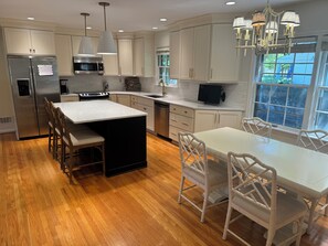 Fridge, microwave, oven, stovetop - Calling All Derby Folks! (Louisville)