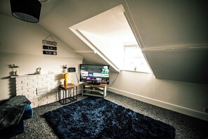 Interior - Cozy Suite Apt By Eason Stays Short Lets Lowestoft (Suffolk)