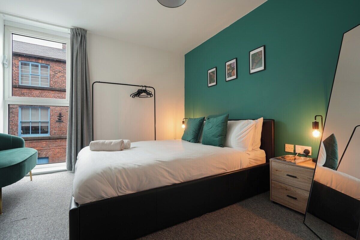 2 slaapkamers, een strijkplank/strijkijzer, wifi, beddengoed