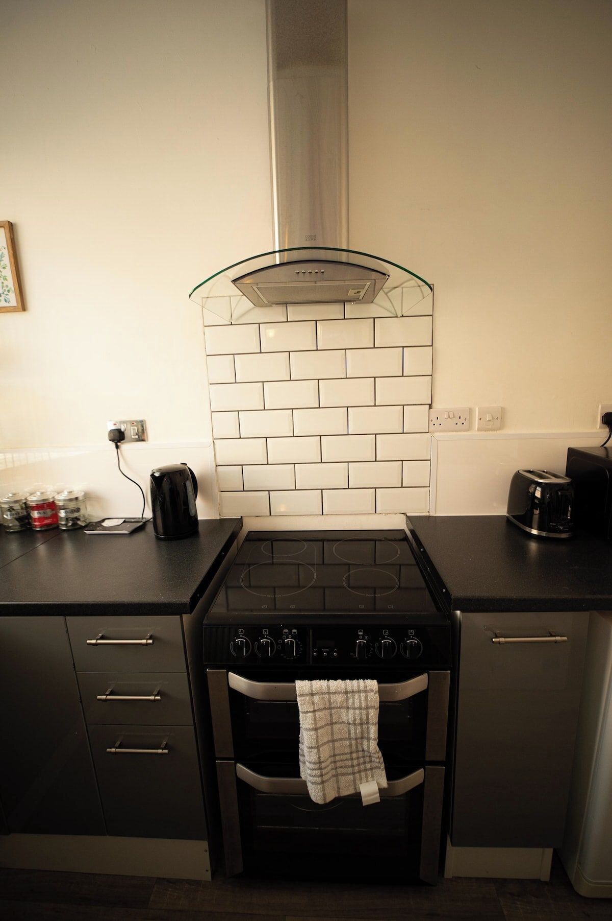 Fridge, microwave, oven, toaster