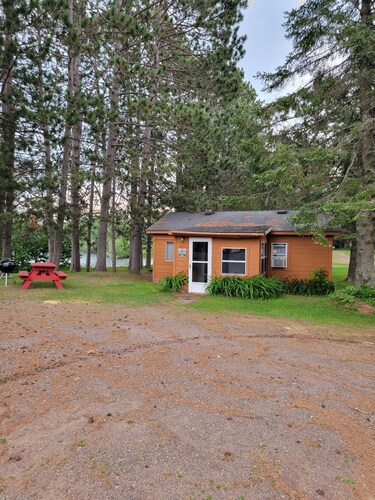 Cabin on peaceful soo lake, phillips wi.  Enjoy waking up in the great northwood