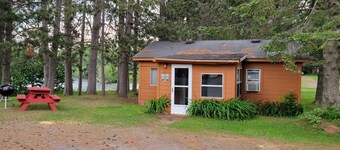 Cabin on peaceful soo lake, phillips wi.  Enjoy waking up in the great northwood