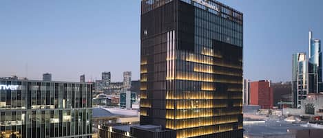 Fasade – kveld/natt