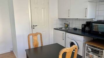 Apartment | Private kitchen | Fridge, microwave, oven, stovetop