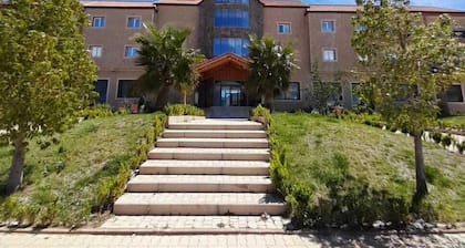 AUBERGE JOMANA PARK