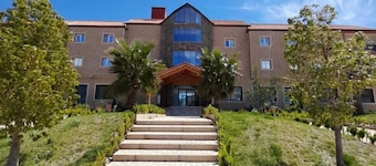 AUBERGE JOMANA PARK