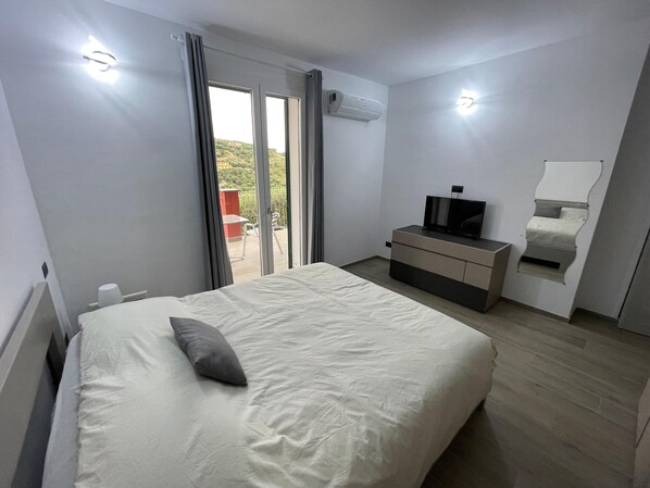 3 bedrooms, iron/ironing board, free WiFi