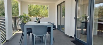 Modern House Lucia in the Quiet Suburbs