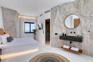 6 chambres, coffres-forts dans les chambres, fer et planche Ă repasser