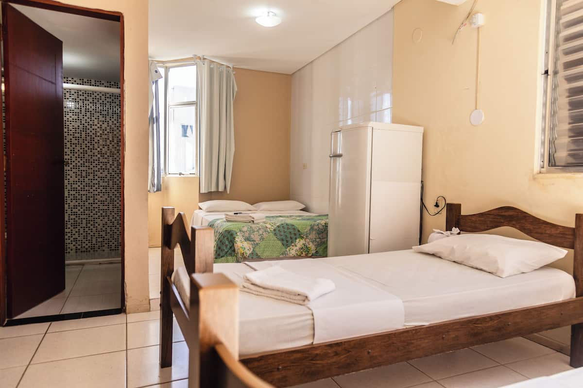 Rideaux occultants, Wi-Fi gratuit, draps fournis