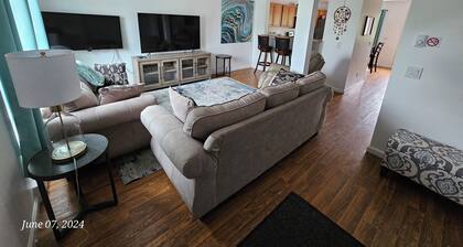 Acadia Villas! 2A Hunter's Way with EV Charger.