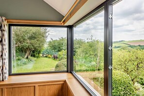 Interior - 4 Bed in Goodleigh (oc-e29107) (Goodleigh)