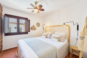 2 Schlafzimmer, Bügeleisen/Bügelbrett, Reisekinderbett, kostenloses WLAN