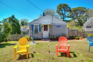 Exterior - Family-Friendly Home! Walk to Sea Street Beach (Dennis Port)