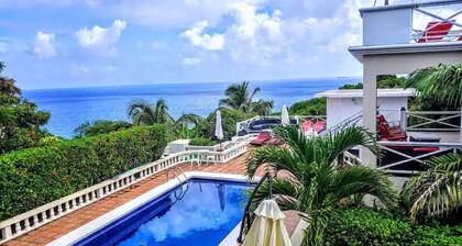 1BR 3BD, w/Pool House Access