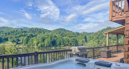 Eagles Peak-Dock Access & Boat Slip, Amazing View, King Beds, Luxury Hot Tub
