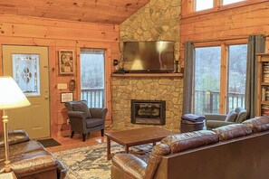 Smart TV, chimenea, videojuegos, reproductor de DVD