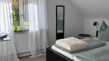 3 bedrooms, free WiFi, bed sheets