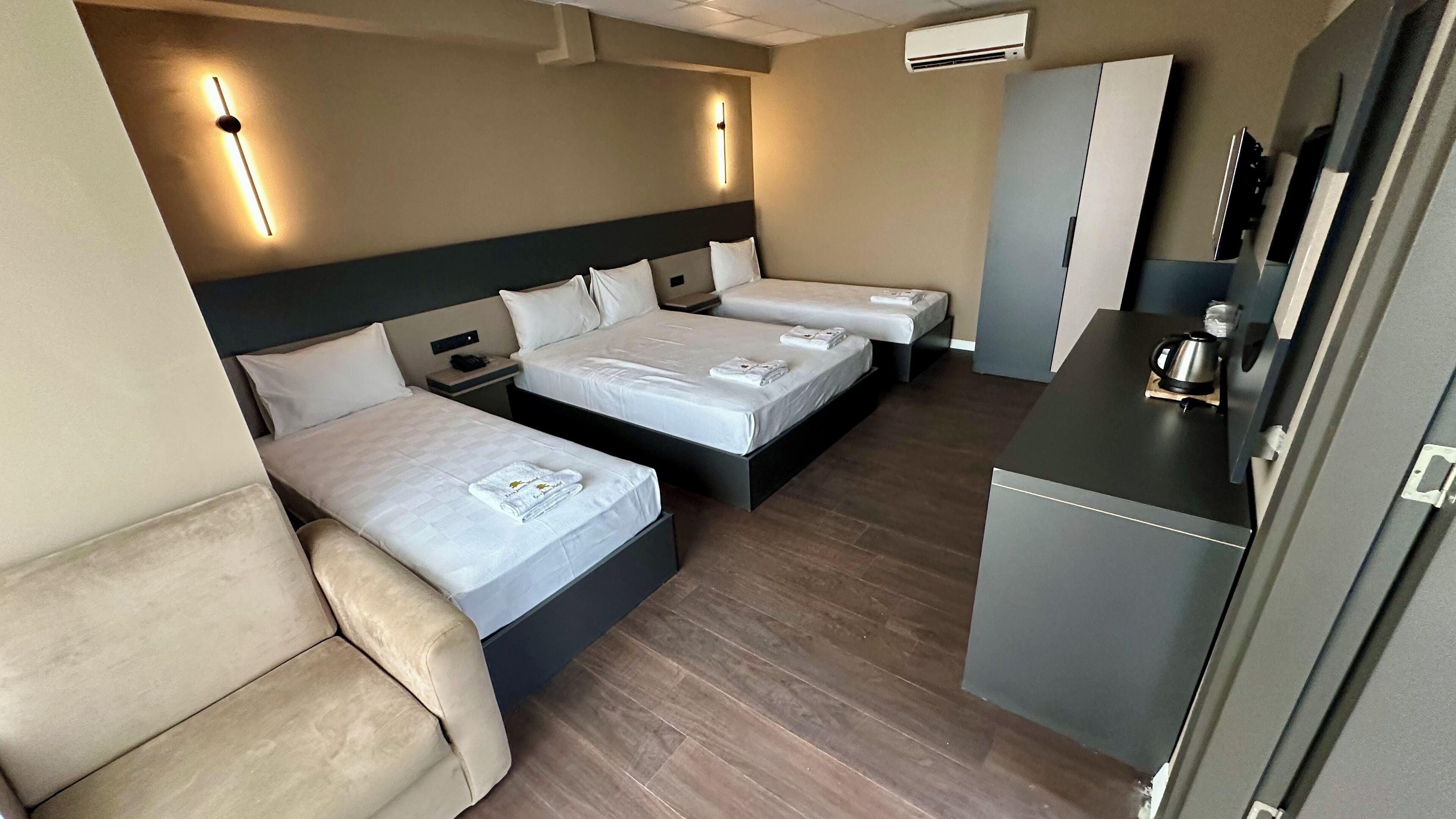 Foto - Esse Joven Hotel