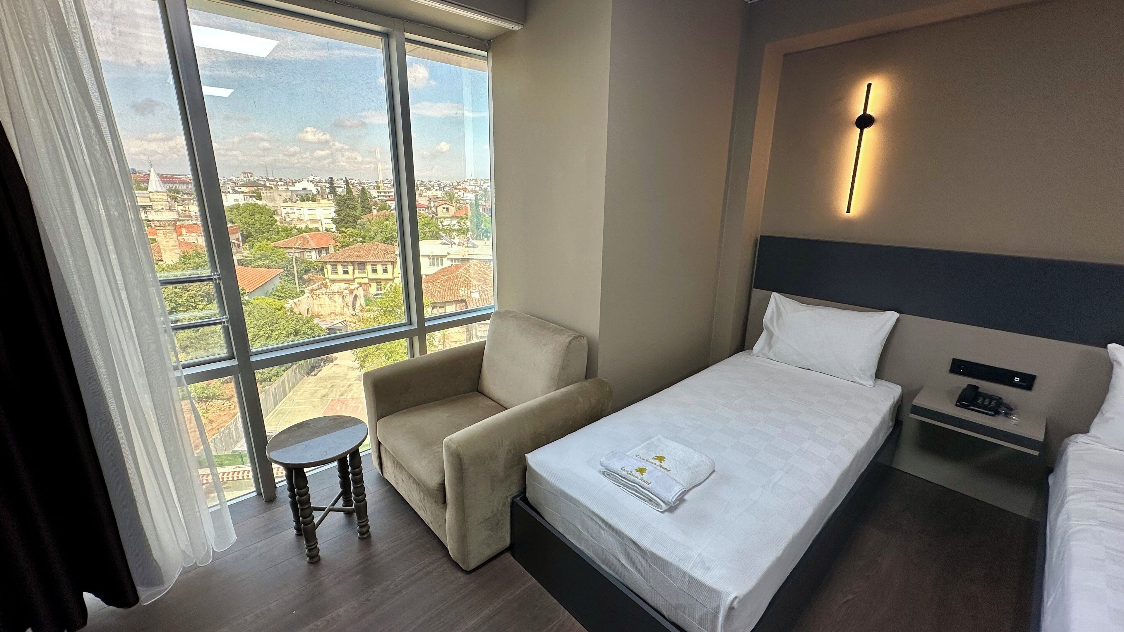 Foto - Esse Joven Hotel