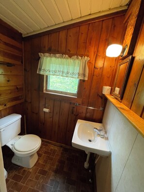 Suihku, saippua, vessapaperi