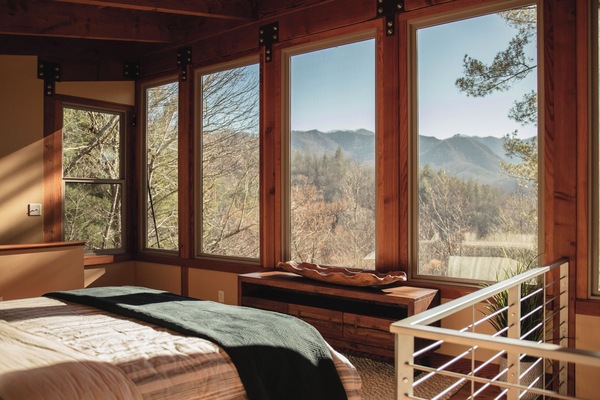 Luxury House, Private Bathroom, Mountain View | Premium bedding, down comforters, pillowtop beds, individually decorated