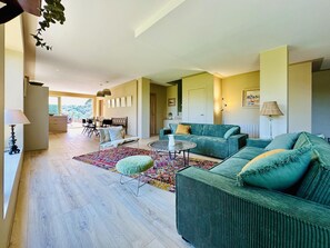 TV - Pardal CostaBravaSi - Private pool and nature (Sant Feliu de Guíxols)