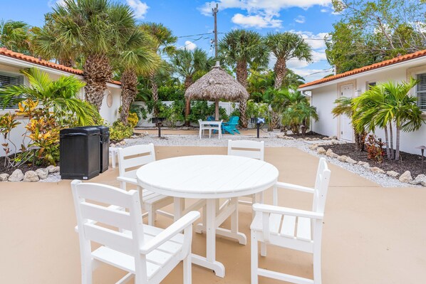 Villa, 1 Queen Bed with Sofa bed (1118B) | Outdoor dining