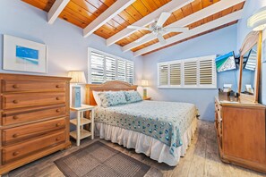 Room - Casa Mar - 22 by Beachside Management (Siesta Key)