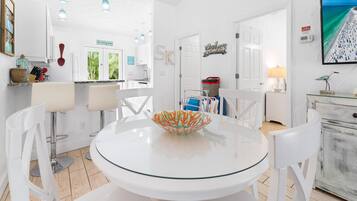 Villa, Multiple Beds (La Perlita) | Dining