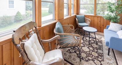 A charming, stylish guesthouse in the heart of Towson.