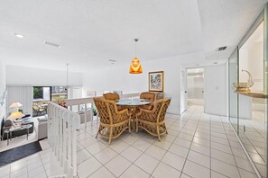 Townhome, 1 King Bed with Sofa bed (Our House at the Beach Lake House - C) | Interior