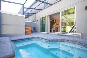A heated pool - DLuxx Home with Splash Pool Min from Disney 1144 (Kissimmee)