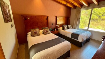 Standard Double Room, Courtyard View | Hypo-allergenic bedding available, desk, laptop workspace, soundproofing