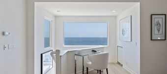 Malibu Shores Vacation Getaway with Gym, & Beach Access