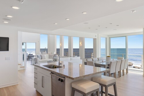 Malibu Shores / Beach Access, Ocean Views & Gym