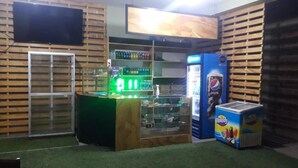 Sports bar - Hotel Campestre Casa Laredo (Chao)